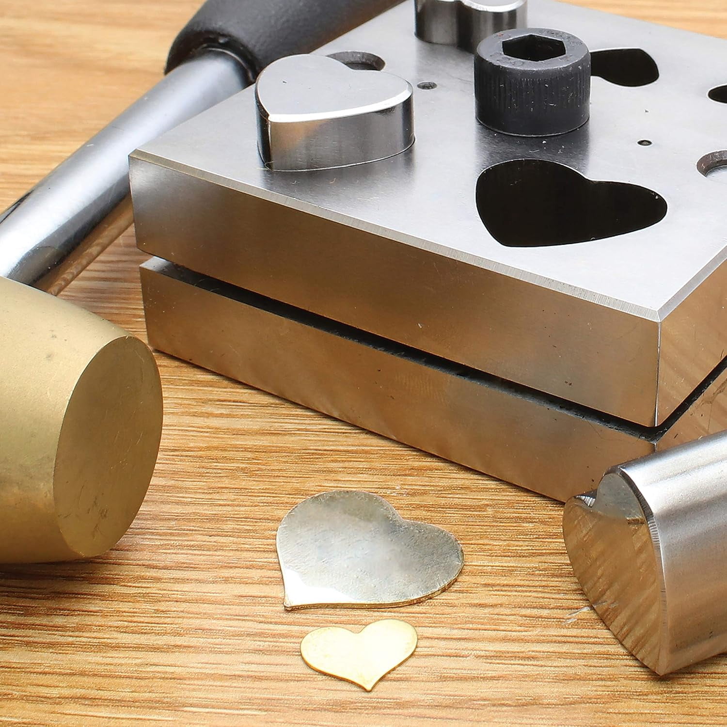 The Beadsmith Steel Heart Disc Cutter Set with 5 Punches, Die, Lever and Box. Tool for Cutting Accurate Hearts From: 3/8" x 1/2" to 7/8" x 1" Using a Soft Metal Sheet up to 20 Gauge and Thinner