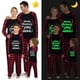 thumbnail image 1 of Pijamas familiares a juego de Navidad, conjunto de pijamas luminosos, árbol de Navidad, cornamenta, cuadros rojos, 1 of 3