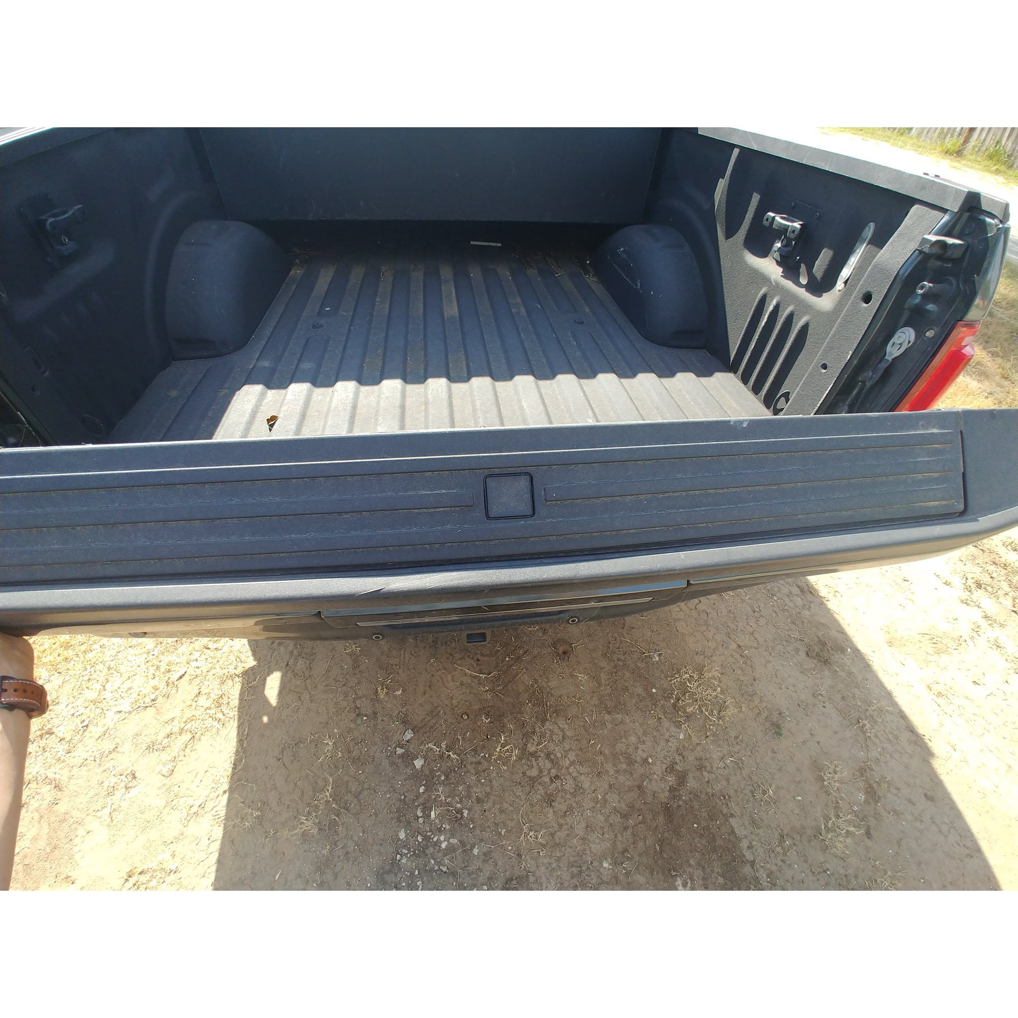Kojem Tailgate Cap Molding Trim for 2015-2019 Ford F150 Replace for FL3Z9940602B with Release Button