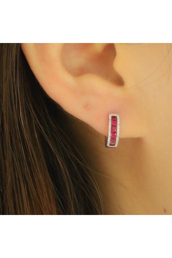 18k White Gold And Natural Ruby Ear Stud