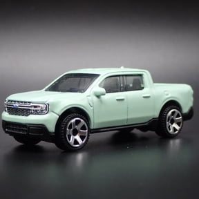 Open Box 2022-2026 FORD MAVERICK PICKUP TRUCK MINT 1:64 SCALE DIORAMA DIECAST MODEL CAR