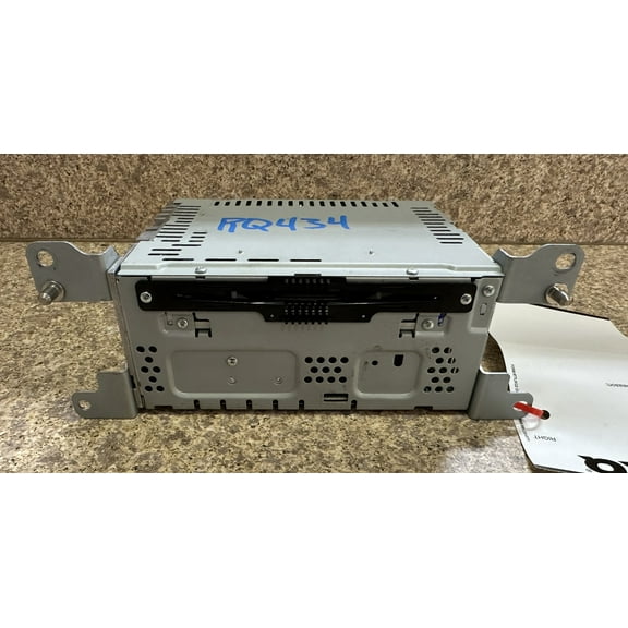 Pre-Owned 18 Ford Fusion AM FM CD MP3 Player Radio Receiver OEM LKQ - Verify Specific Vehicle Fitment In Description - (Good)