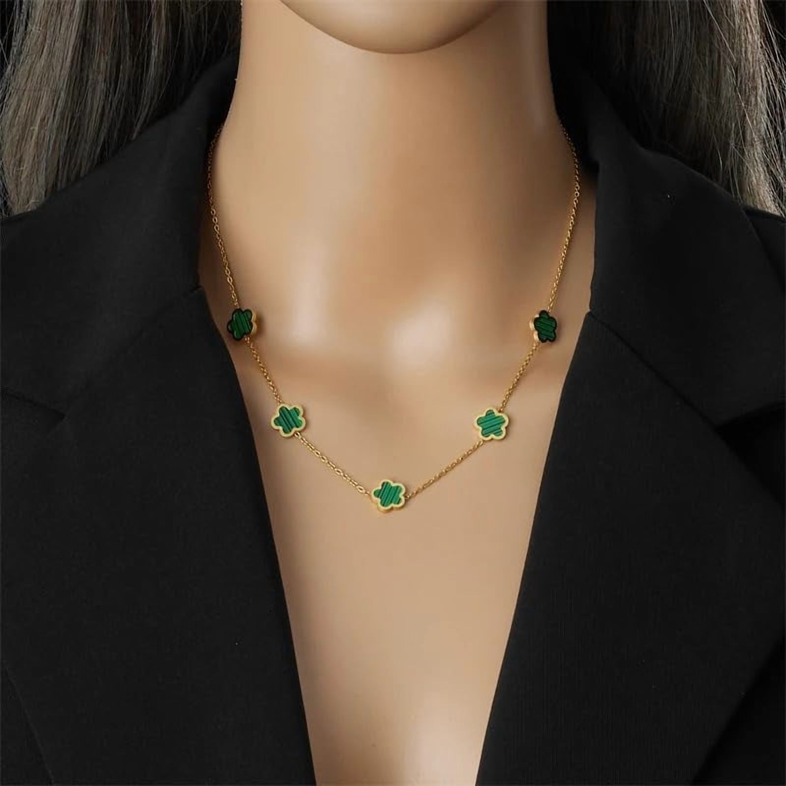 Clover Jewelry Set 18K Gold Plated Stainless Steel Necklace with Flower Design Four leaf clover for Women, Elegant Four Leaf Clover Necklace Floral Style Jewelry