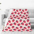 thumbnail image 1 of Fotbe Strawberry Manta de Franela Acolchonada con Estampado, Súper Suave y Esponjosa, Extra Grande para Sofá, Cama, Uso Todo el Año-40"x30", 1 of 7