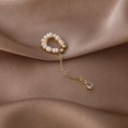 thumbnail image 1 of Pendientes con clip para la oreja con borlas de perlas de agua dulce y diseño de estilo, con temperamento de hada, uso versátil, 1 of 6