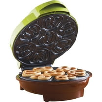 Brentwood Just For Fun Electric 6-Hole Non-Stick Mini Pretzel Maker, Green, TS-251