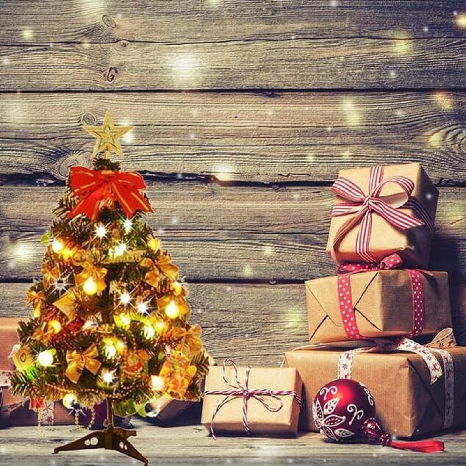 KQJDYXW Mini Xmas Tree, 24"/60CM Artificial Small Tabletop Christmas Tree with LED String Lights & Ornaments for Holiday Home Office Decoration