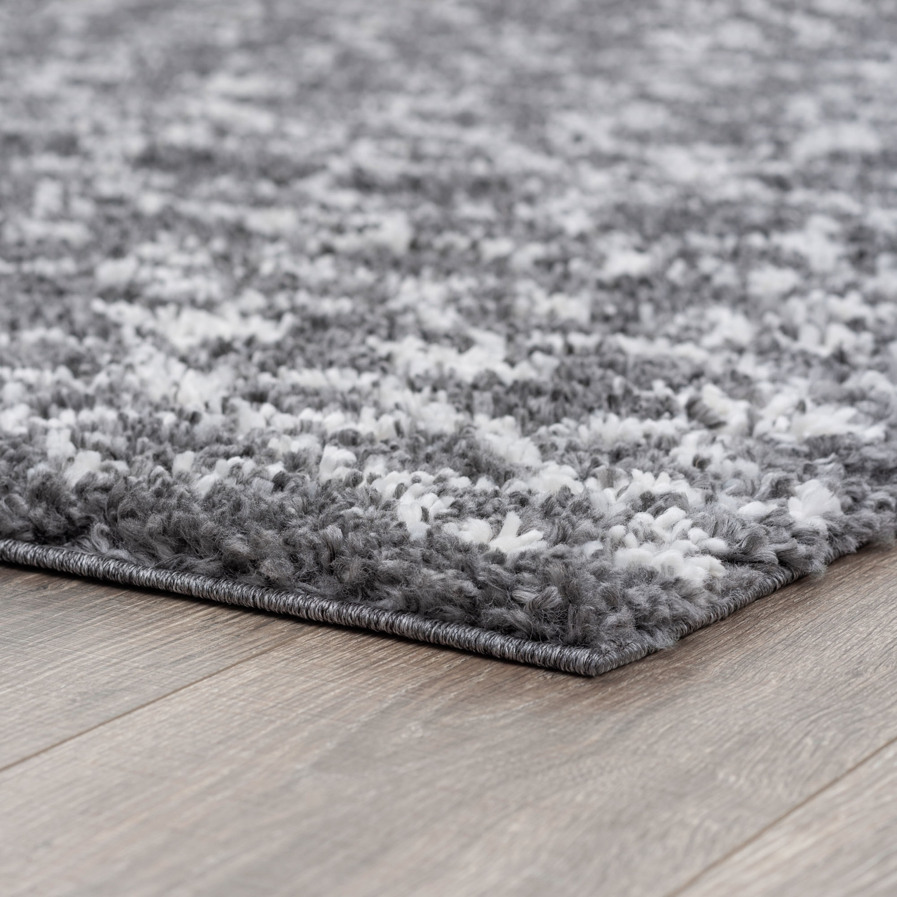 Bliss Rugs Transitional Geometric 4' x 5'3'' Gray and White Polypropylene Indoor Area Rug, 4' x 5'3''