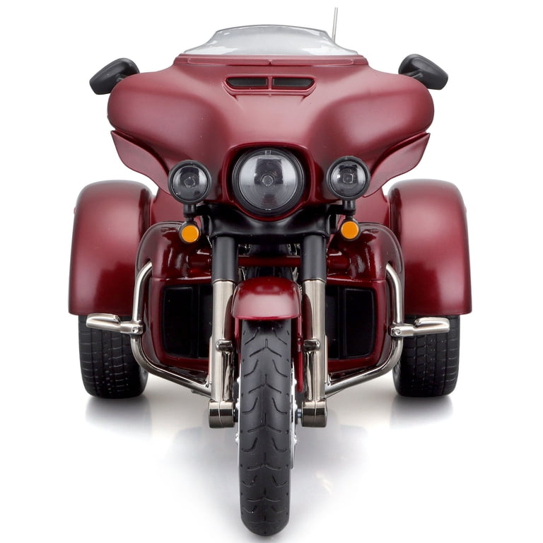 Maisto Harley Davidson 2021 CVO Tri Glide Diecast Motorcycle, 1:12