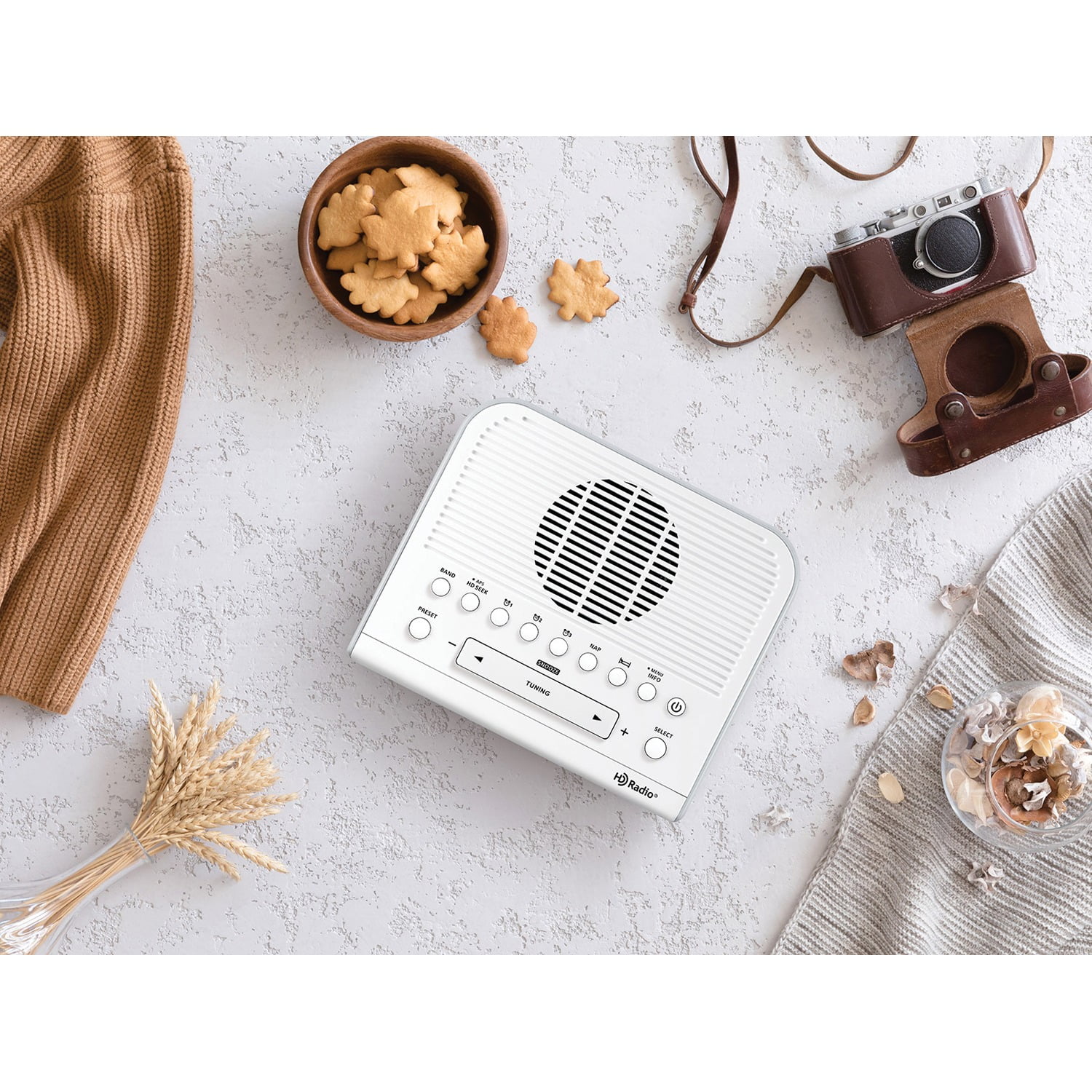 Sangean Portable AM/FM Radio, White, HDR-15