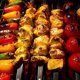 thumbnail image 5 of Brochetas para barbacoa, brochetas extralargas de acero inoxidable de 60 cm con mango de roble macizo, juego de 7, 5 of 5