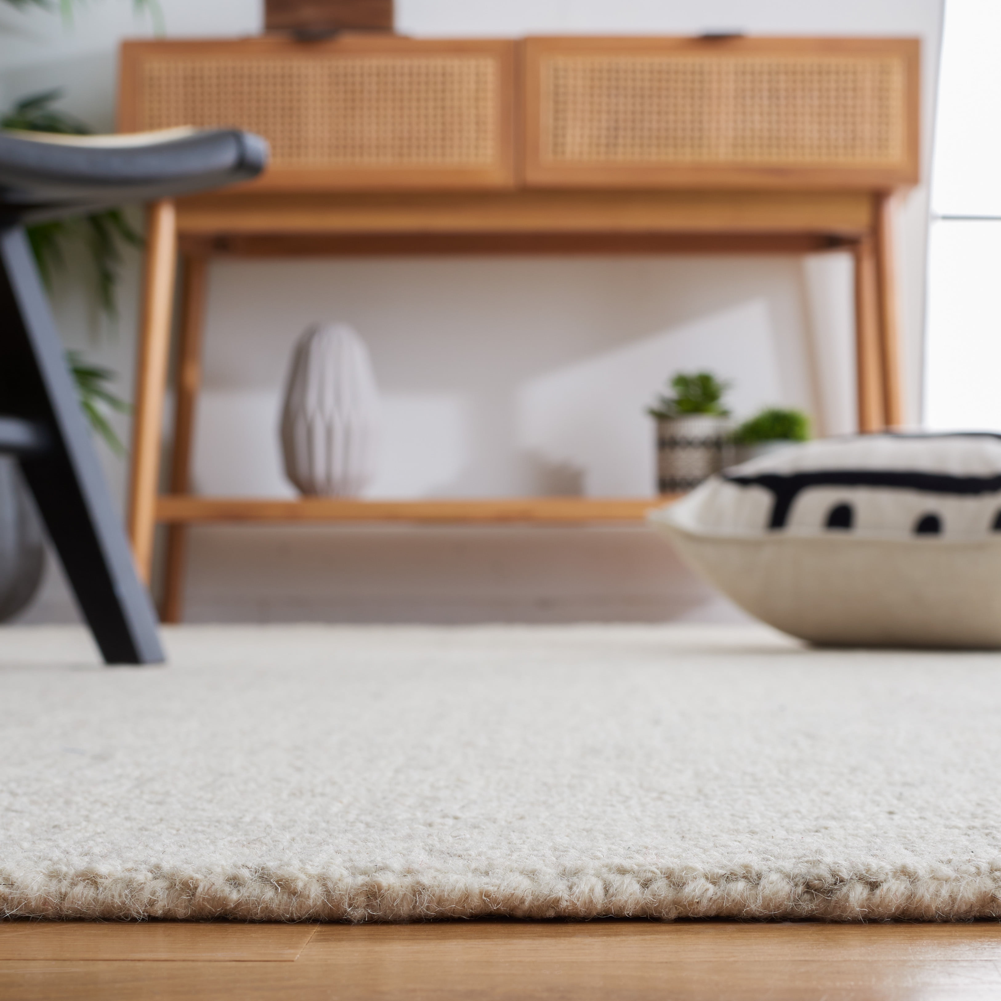 SAFAVIEH Micro-Loop Charlotte Solid Area Rug, Light Grey/Ivory, 11' x 15'