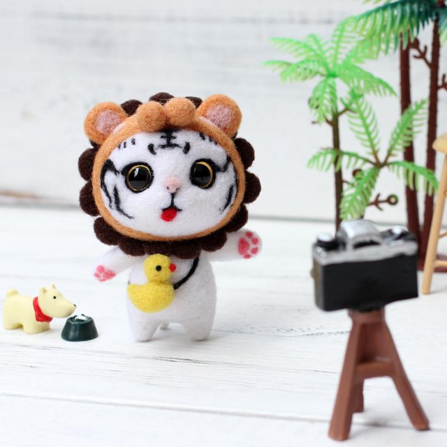 1 juego Kit de fieltro hecho a mano de fieltro de lana gato juguetes de peluche para decoración de bricolaje Macarena Kits de fieltro con aguja para gatos