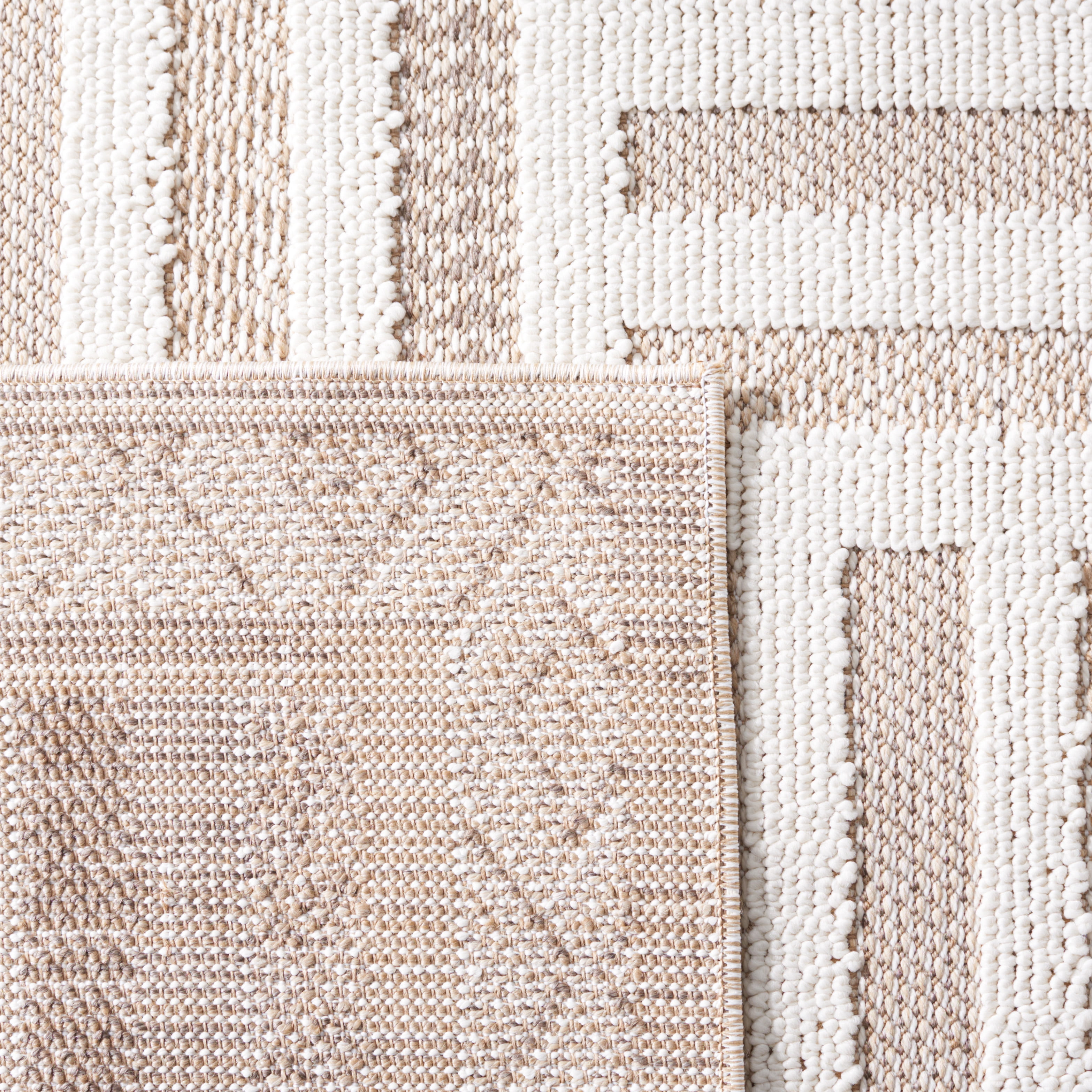SAFAVIEH Global Bevis Geometric Area Rug, Ivory/Beige, 8' x 10'