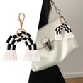 thumbnail image 2 of Llavero con borlas creativas, llaveros, manualidades, llaveros, accesorios, colgante con borlas Negro, 2 of 9