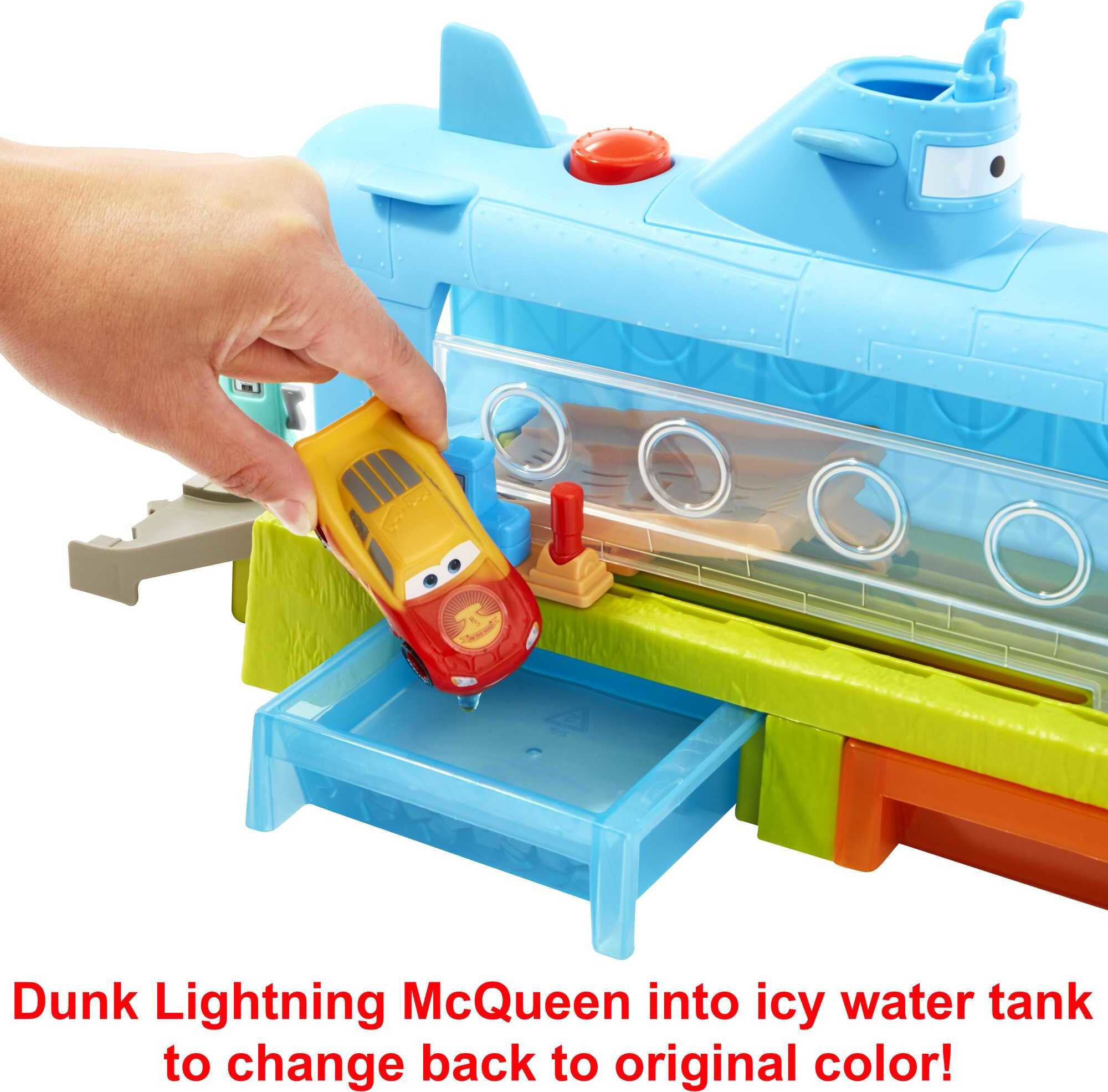 Disney Pixar Cars Submarine Car Wash Playset with Color-Change Lightning McQueen Toy Car - image 4 of 7
