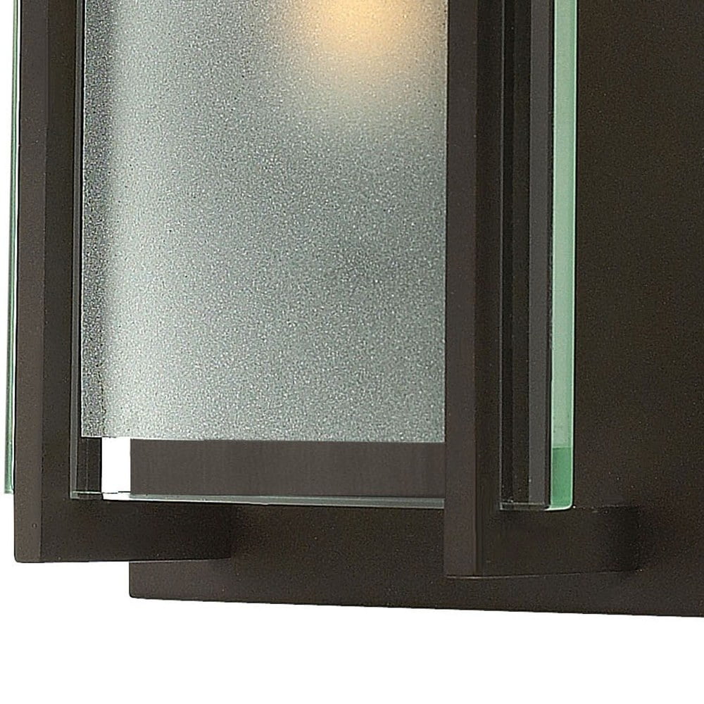 1 Light Bathroom Light Fixture in Transitional-Modern Style 5 inches Wide By 8 inches High-Oil Rubbed Bronze Finish Bailey Street Home 81-Bel-1802505
