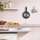 thumbnail image 3 of Reloj de pared en sartén Zulema decoración de cocina negro, 3 of 8