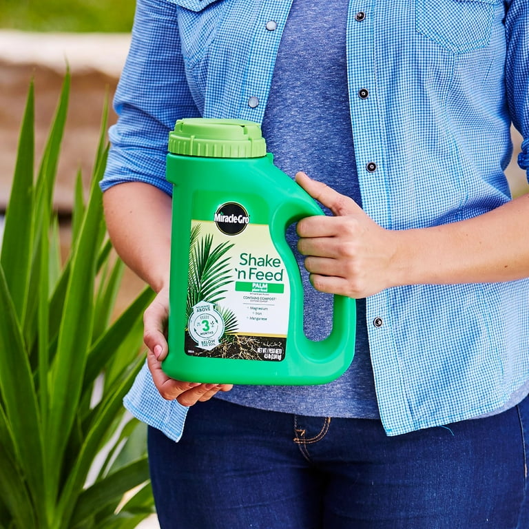 Miracle-Gro, Palm Plant Food, 4.5 lb, Feeds up to 3 months - Walmart.com