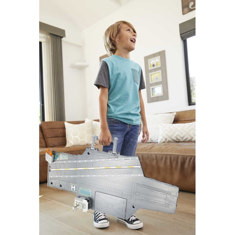 Matchbox Top Gun Maverick Aircraft Carrier Play Set with Sky