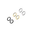 thumbnail image 3 of Pendiente de botón para mujer, sin perforar, con forma de espiral, de acero inoxidable y titanio, dorado, 2,5 x 10, código de producto 63108, dorado, 2,5 x 10, 3 of 5