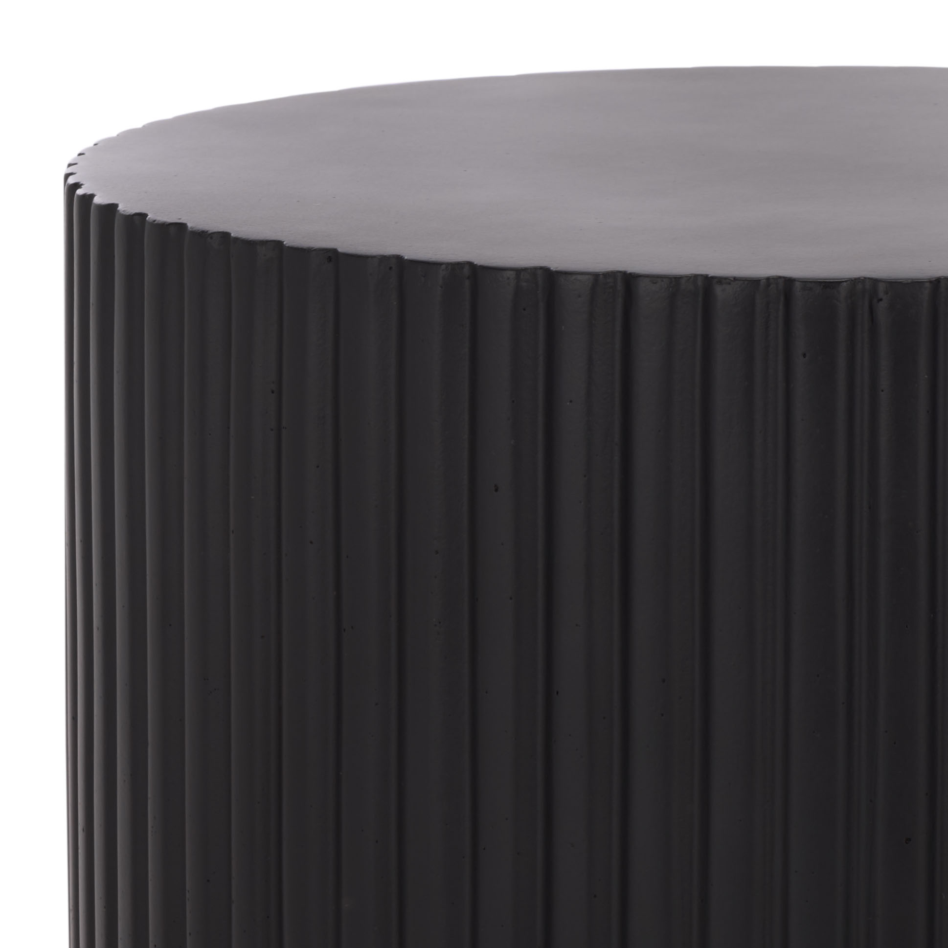 Safavieh Napa Outdoor Modern Cement Round End Table, Matte Black