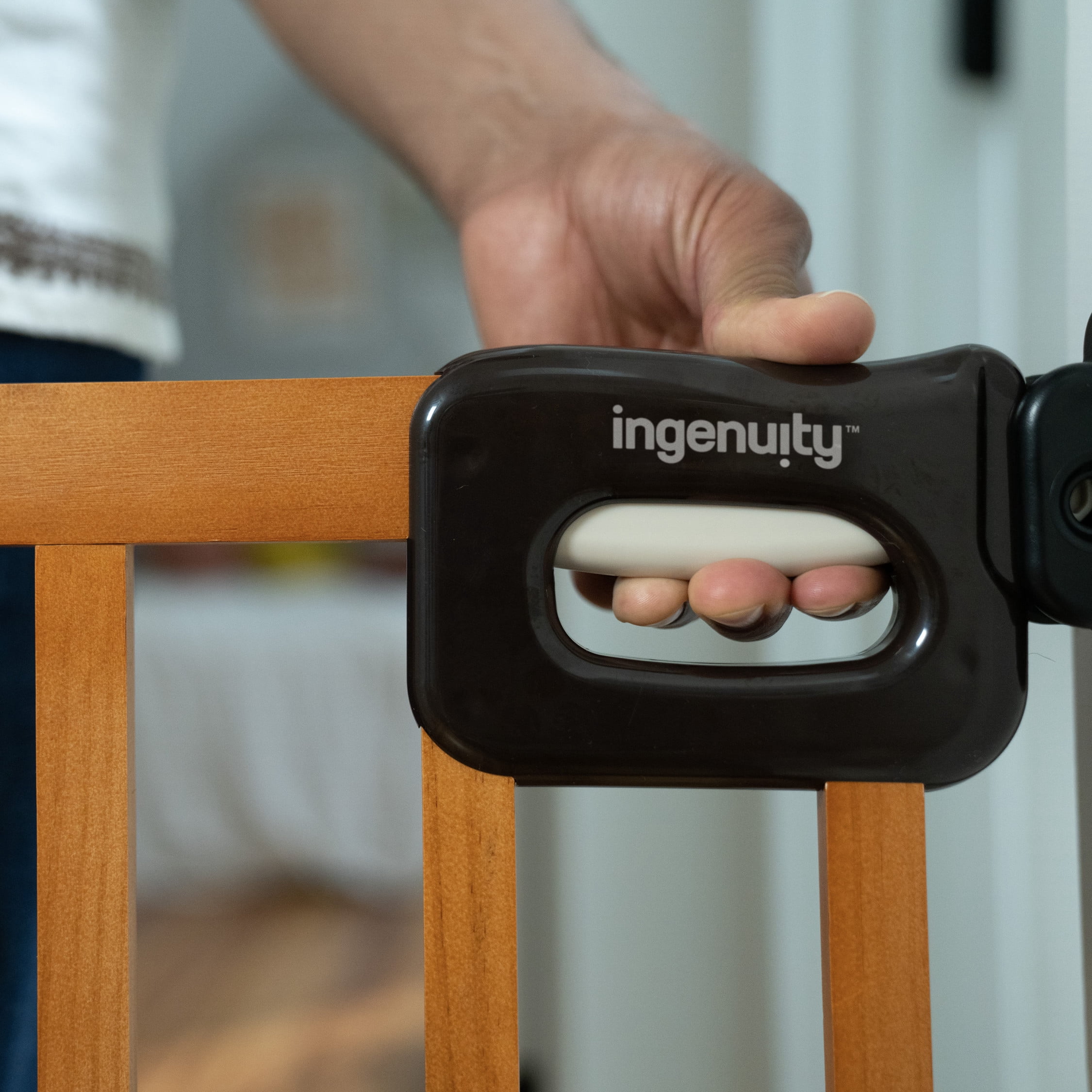 Summer by Ingenuity The Stairway 48W Series - Brown