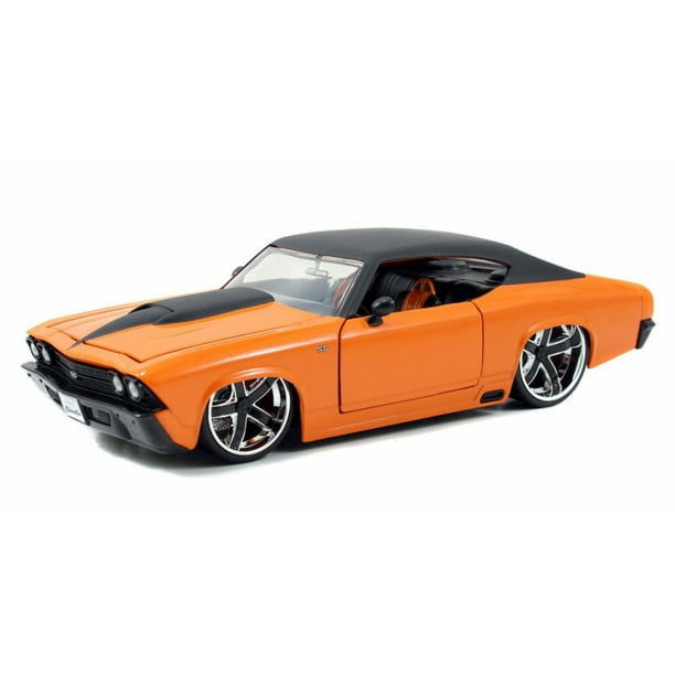 Amazon Com Custom Autosound Stereo Blukit Compatible With 1969 1972 Chevelle And Or El Camino Usa 630 Ii Bluetooth Enabled High Power 300 Watt Am Fm Car Stereo Radio Car Electronics
