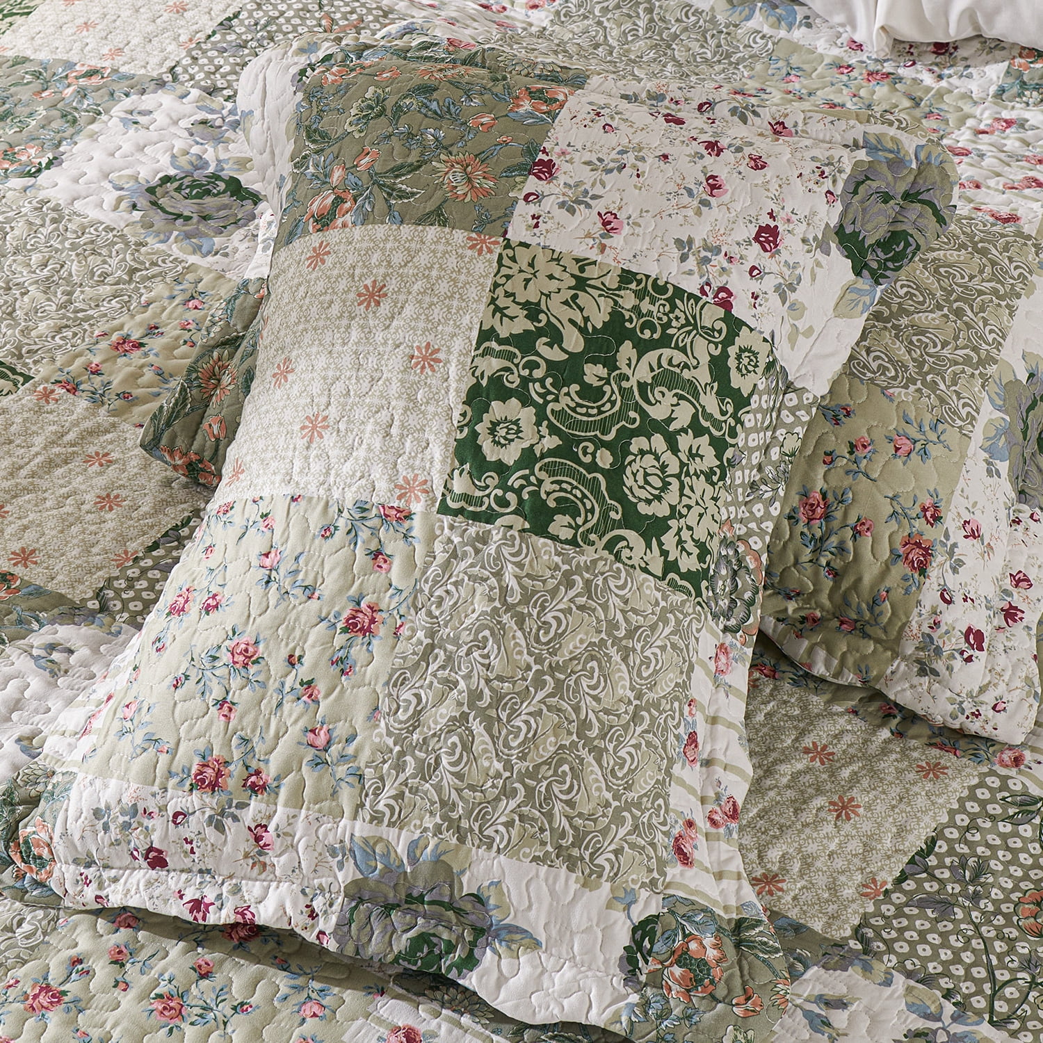 Evenhug Quilts 3-Piece King Bedding Set Green Patchwork Floral Quilt Set With Shams