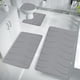 thumbnail image 4 of Juego de 4 alfombrillas de baño de espuma, suaves, absorbentes y antideslizantes, lavables a máquina y de secado rápido, para hogares y baños de invitados. Aestivo | Gris | AESTIVO, 4 of 7