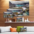 thumbnail image 3 of Mountain Creek Fluide dans le Lac - Grande Impression sur Toile, 3 of 4