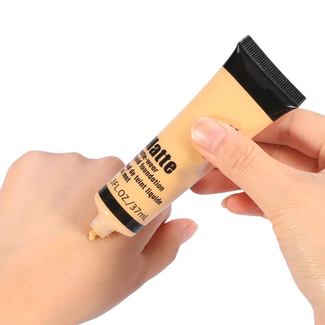 Base De Maquillaje ANGGREK Líquida Para El Rostro Corrector Mate Efecto Blanqueador 37ml