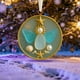 thumbnail image 5 of Adorno navideño de nacimiento de vidrio marino inspirado en el adorno de la Natividad de vidrio marino hecho a mano., 5 of 6