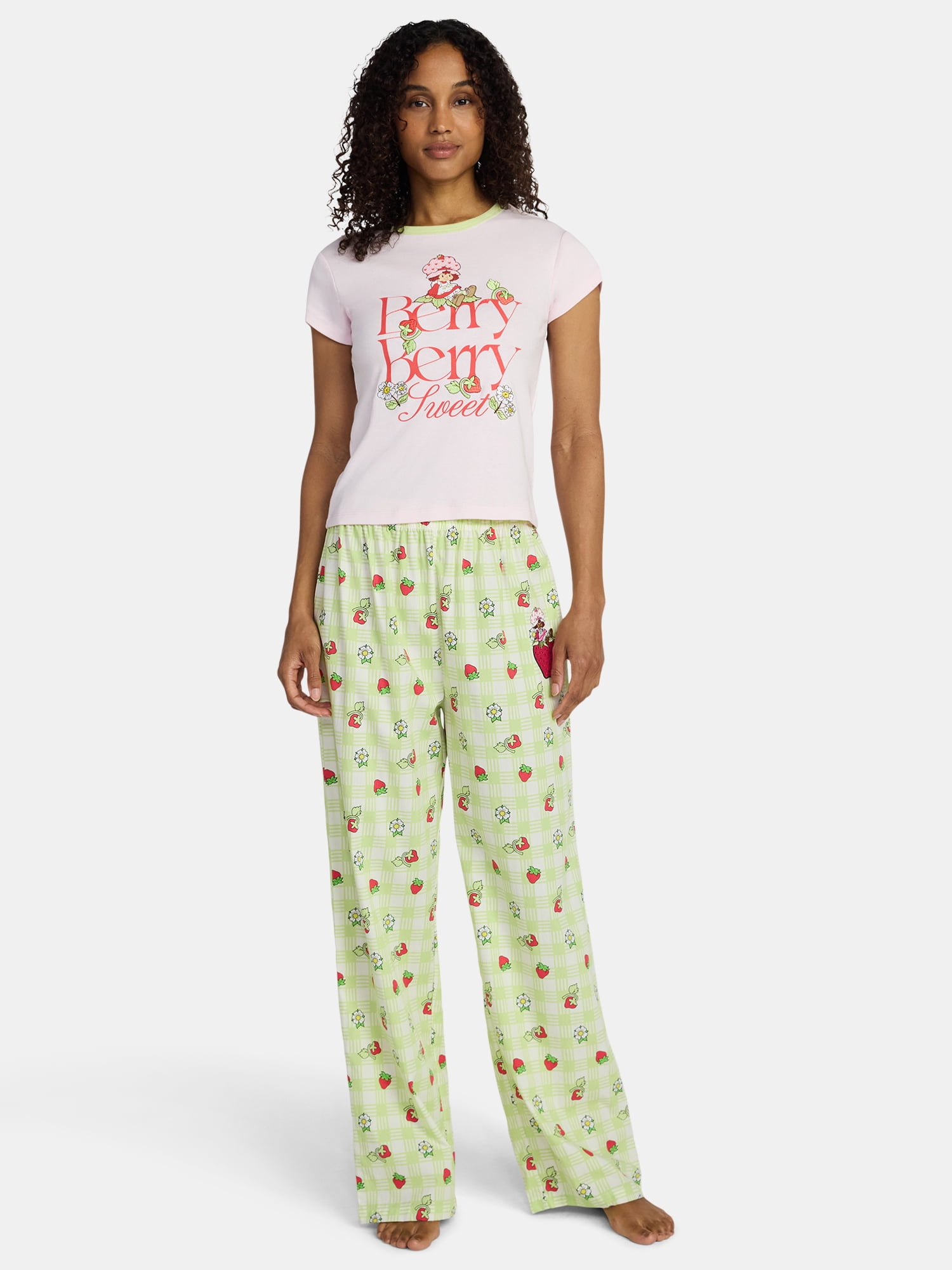 Strawberry Shortcake, Junior's Graphic T-Shirt, Berry Sweet, Sizes XXS-XXL