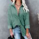 thumbnail image 2 of Chaqueta de pana verde XL con botones y bolsillos y manga larga para mujer, 2 of 5