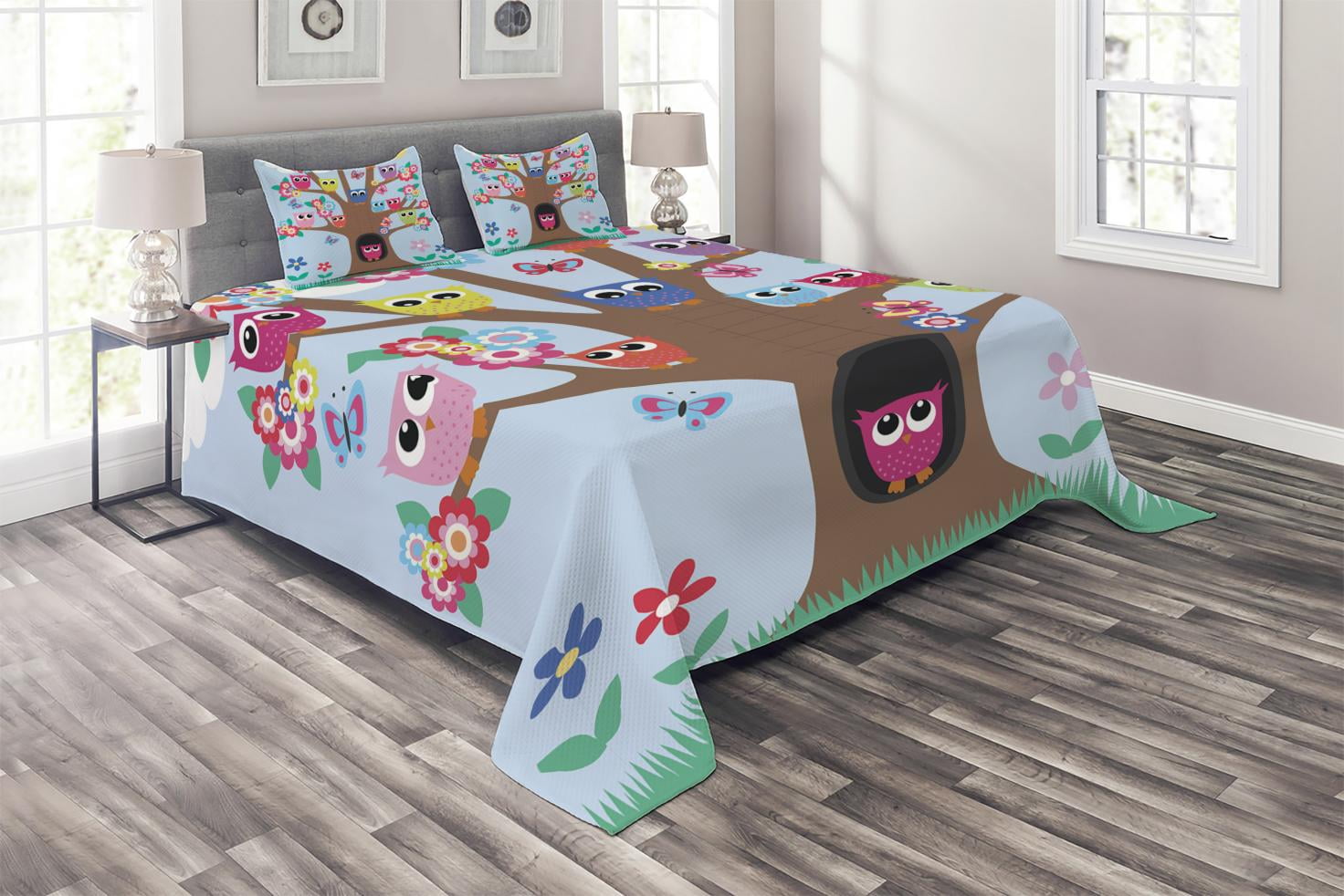 Cartoon Style Beings Print Alien Quilted Bedspread & Pillow Shams Set 