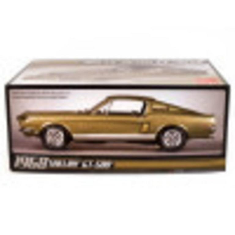 AMT: 1:25 Shelby GT500 Model Kit - Lime Gold, 80 Parts, Age