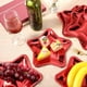 thumbnail image 4 of Pack de 30 Platos de Papel Desechables Vhermosa Estampado Pentagrama Rojo, 4 of 7