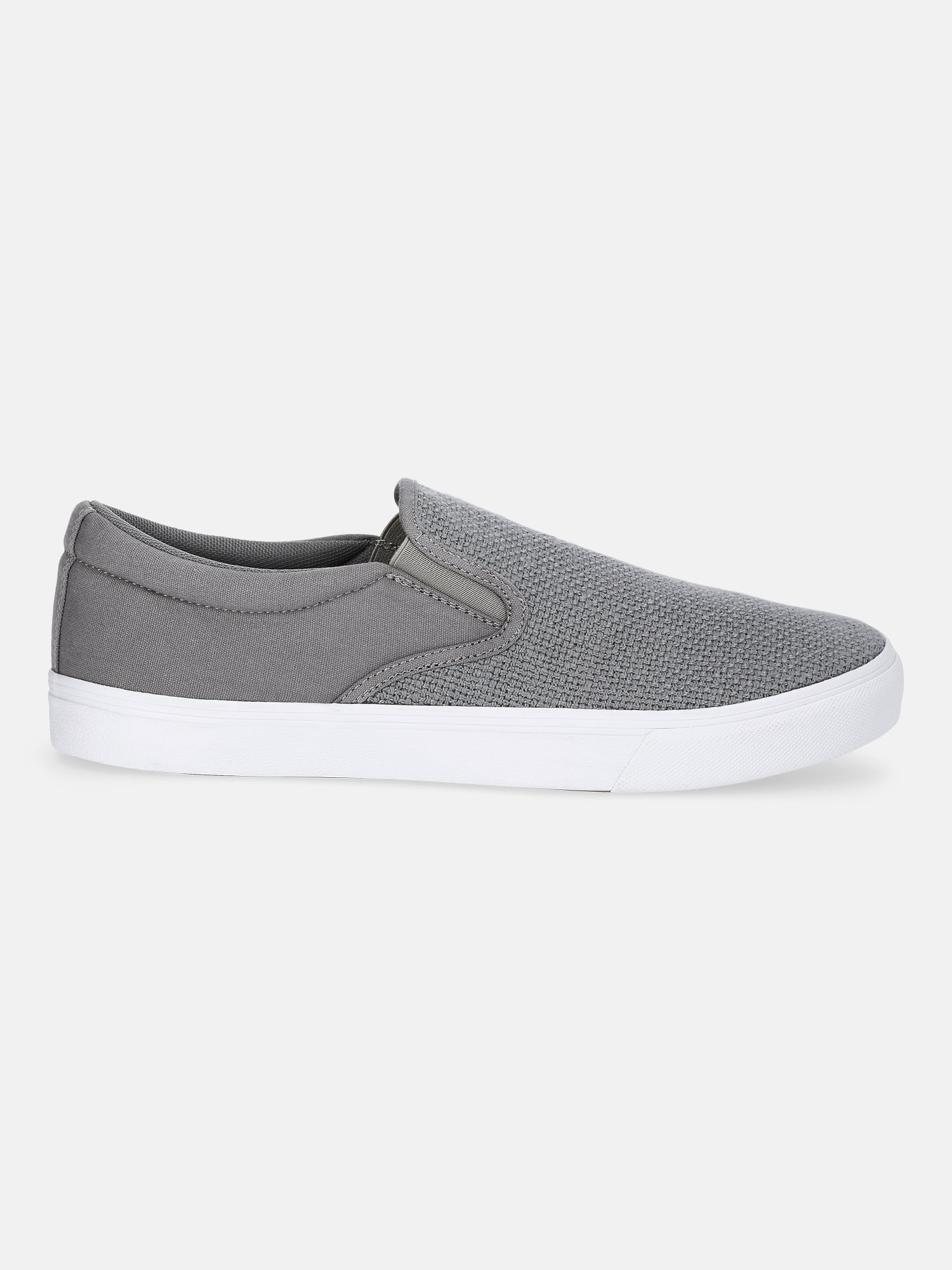 No Boundaries Men's Clinton Slip On Casual Sneakers