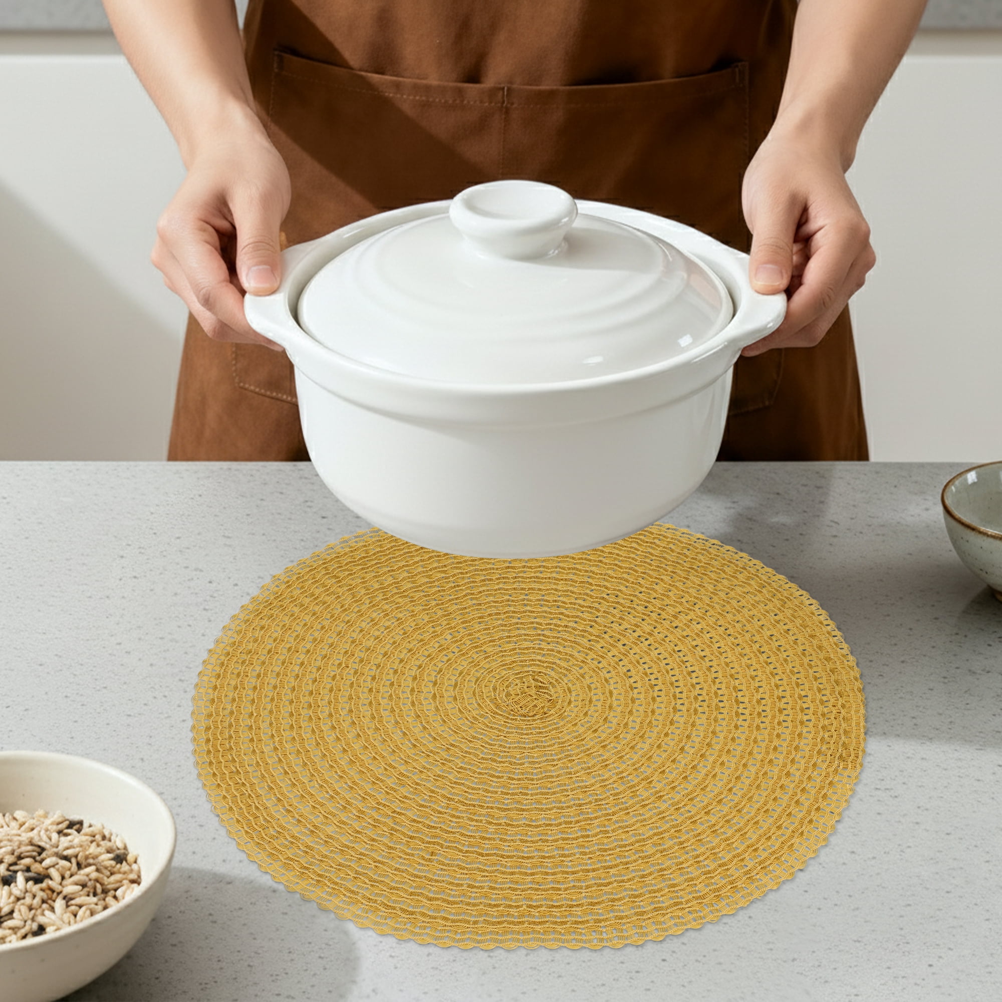 Unique Bargains Set of 6 Round Woven Placemats for Dining Table Yellow