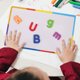 thumbnail image 2 of GOOHOCHY Juego de letras magnéticas para niños: juguete educativo preescolar para el aprendizaje de idiomas, fonética natural y ayuda con la ortografía. Imanes del alfabeto., 2 of 7