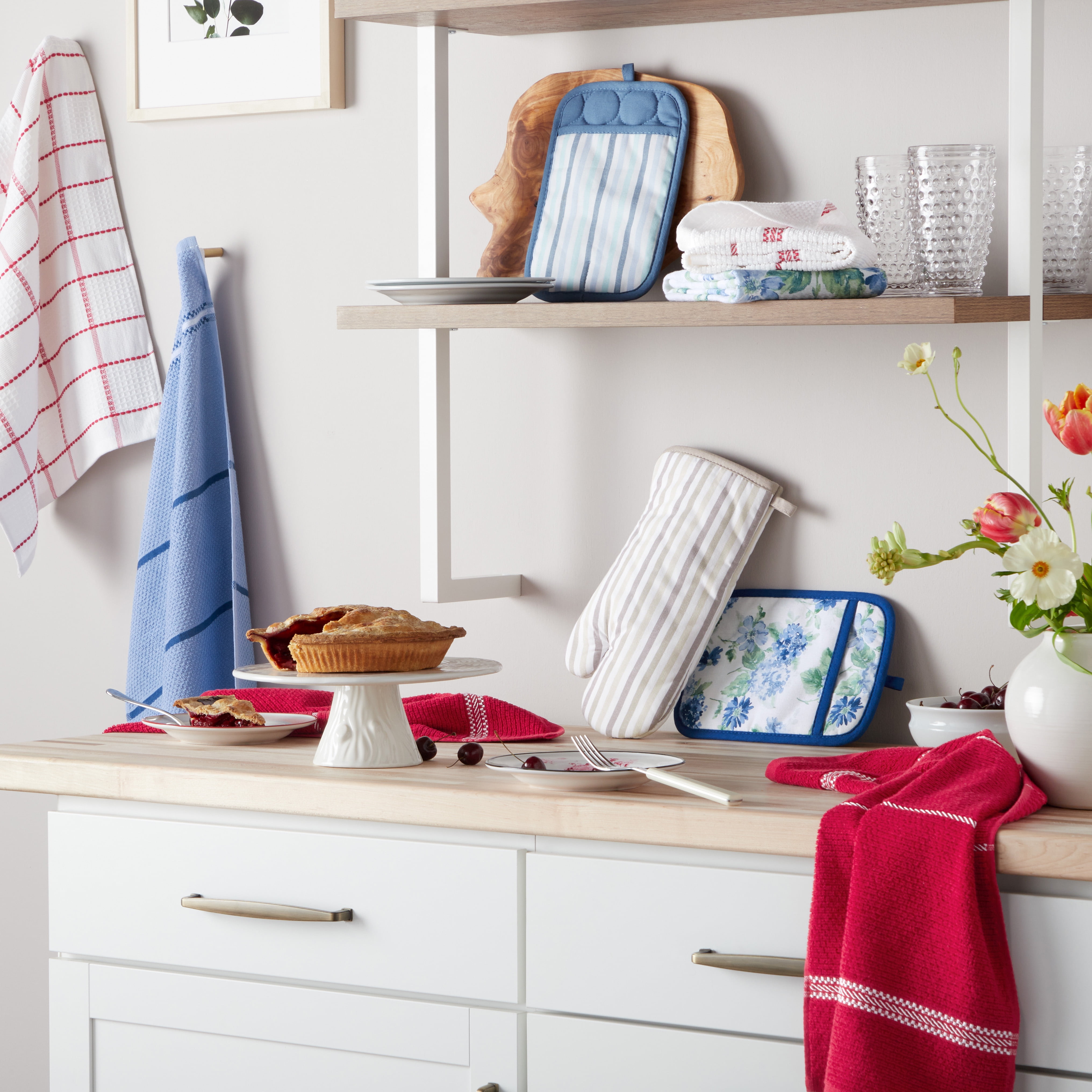 Martha Stewart Floral Vine Kitchen Towel, Set of 2