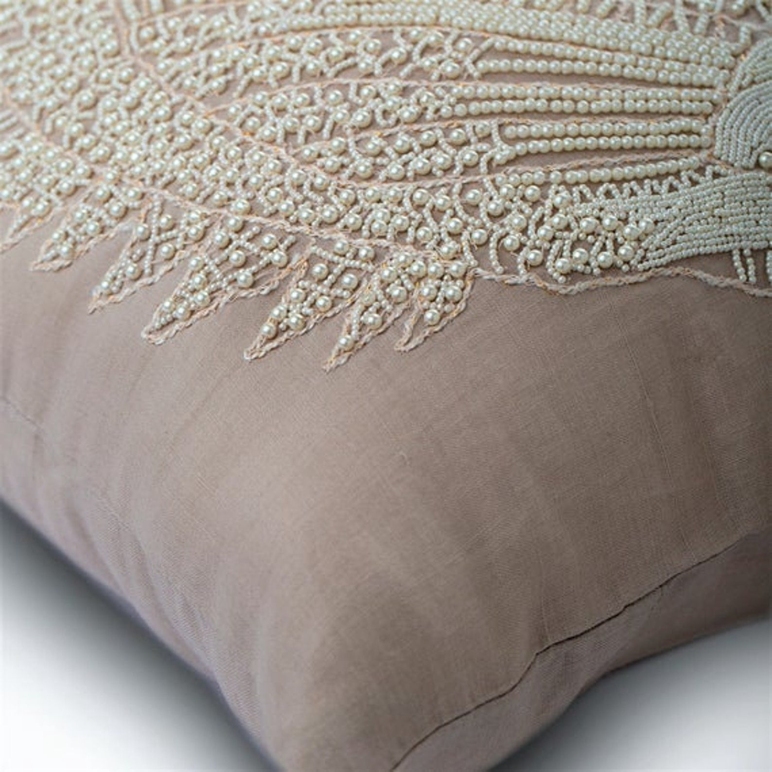 22x22 inch (55x55 cm) Throw Pillow Cover, Mocha Pillow case, Beaded Fish Sea Creatures Ocean Beach Pillow Cover, Cotton Linen Square Pillowcase, Floral Mediterranean - Butterfly Fish