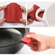 thumbnail image 5 of Soporte para mango de olla Bearachild Clip de silicona antideslizante Rojo 2 piezas, 5 of 6