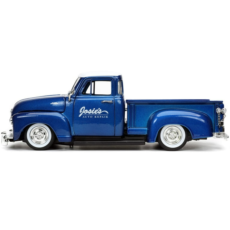 ミニカー 1953 CHEVROLET PICKUP TRUCK Amazon.com: 1953 Chevy 3100 Pickup Truck Black and Gray Low