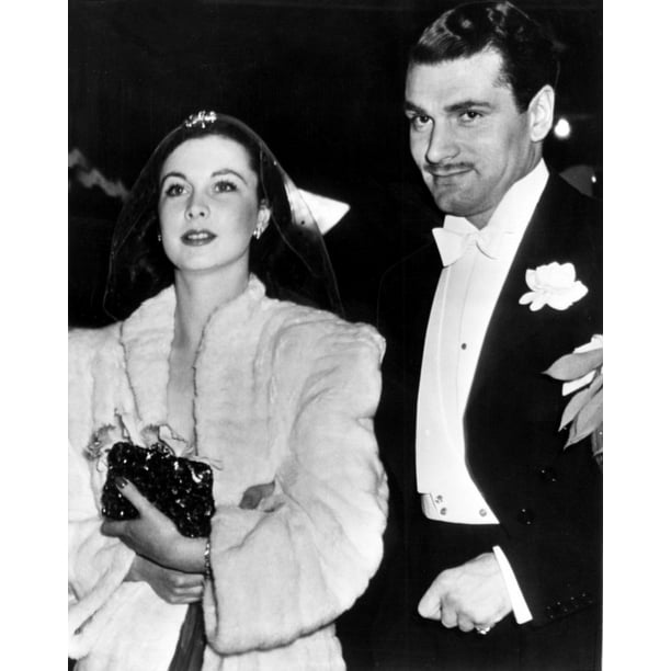 Vivien Leigh And Laurence Olivier Pictured Around The Time Her Then 