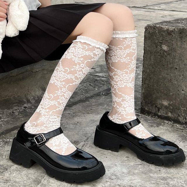 Medias blancas con encaje, calcetines de mujer de longitud media, calcetines largos de encaje JK, calcetines japoneses bonitos para estudiantes