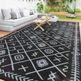 thumbnail image 2 of Outsunny Outdoor Patio Rug, Large Camping Carpet with Carrying Bag, 9' x 18' Waterproof Plastic Straw, Reversible, Black & Gray Rhombus, 2 of 9