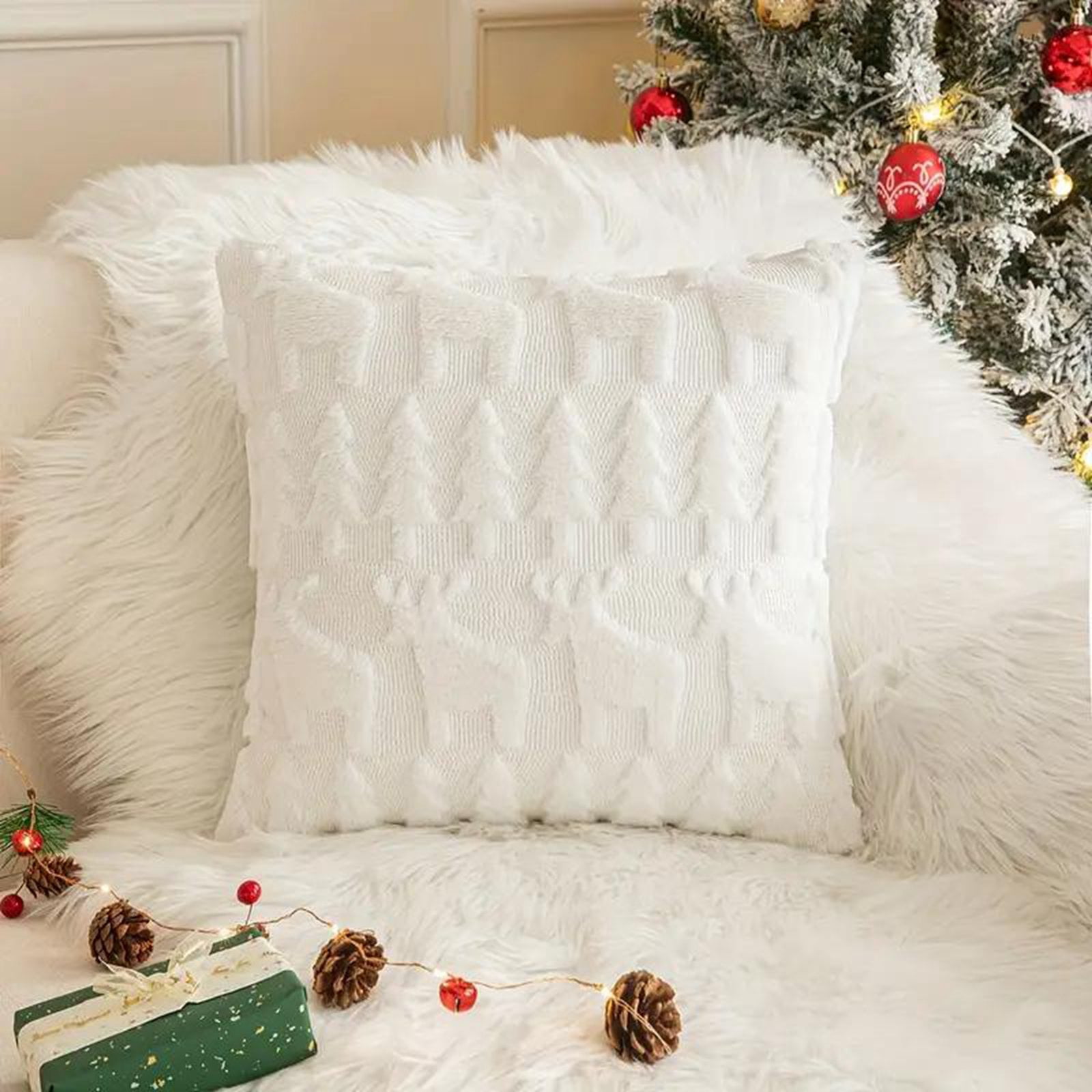 Christmas Pillow Covers 18x18 Inch Set of 2 Soft Plush Faux Fur Christmas Tree Deer Decorative Couch Cushion Case Throw Pillows Pillowcases for Couch Sofa Holiday Festivals Winter Decor