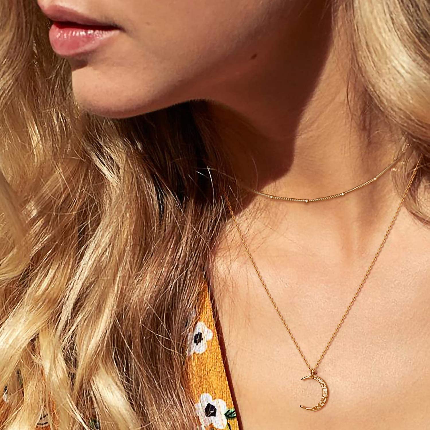 Dainty crescent moon necklace deals